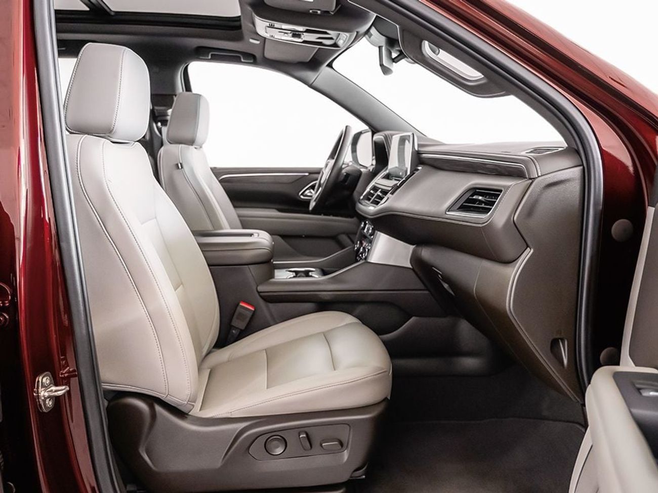 Chevrolet Tahoe Z71 (5.3L, 355 HP)