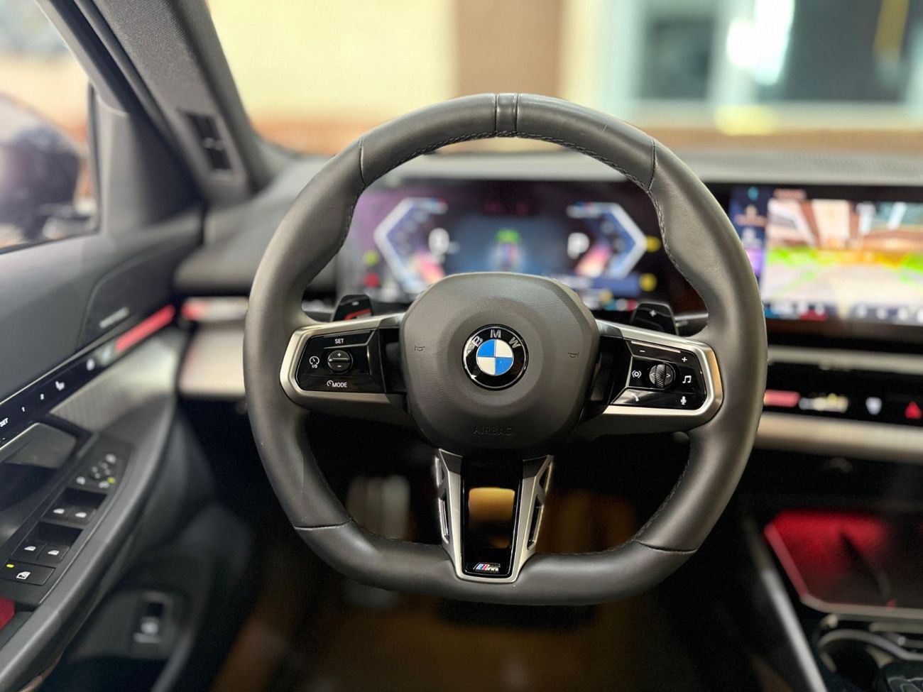 بي أم دبليو 520i BMW 520I M SPORT 2024 UNDER WARRANTY FULL OPTION