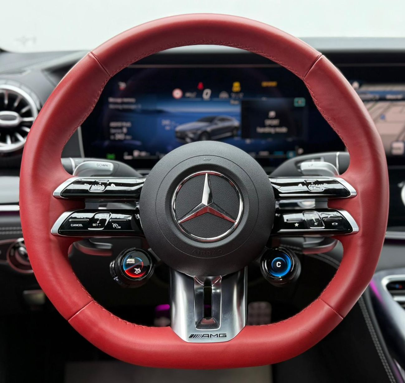 مرسيدس بنز ايه ام جي جي تي 43 STD (4 Door)