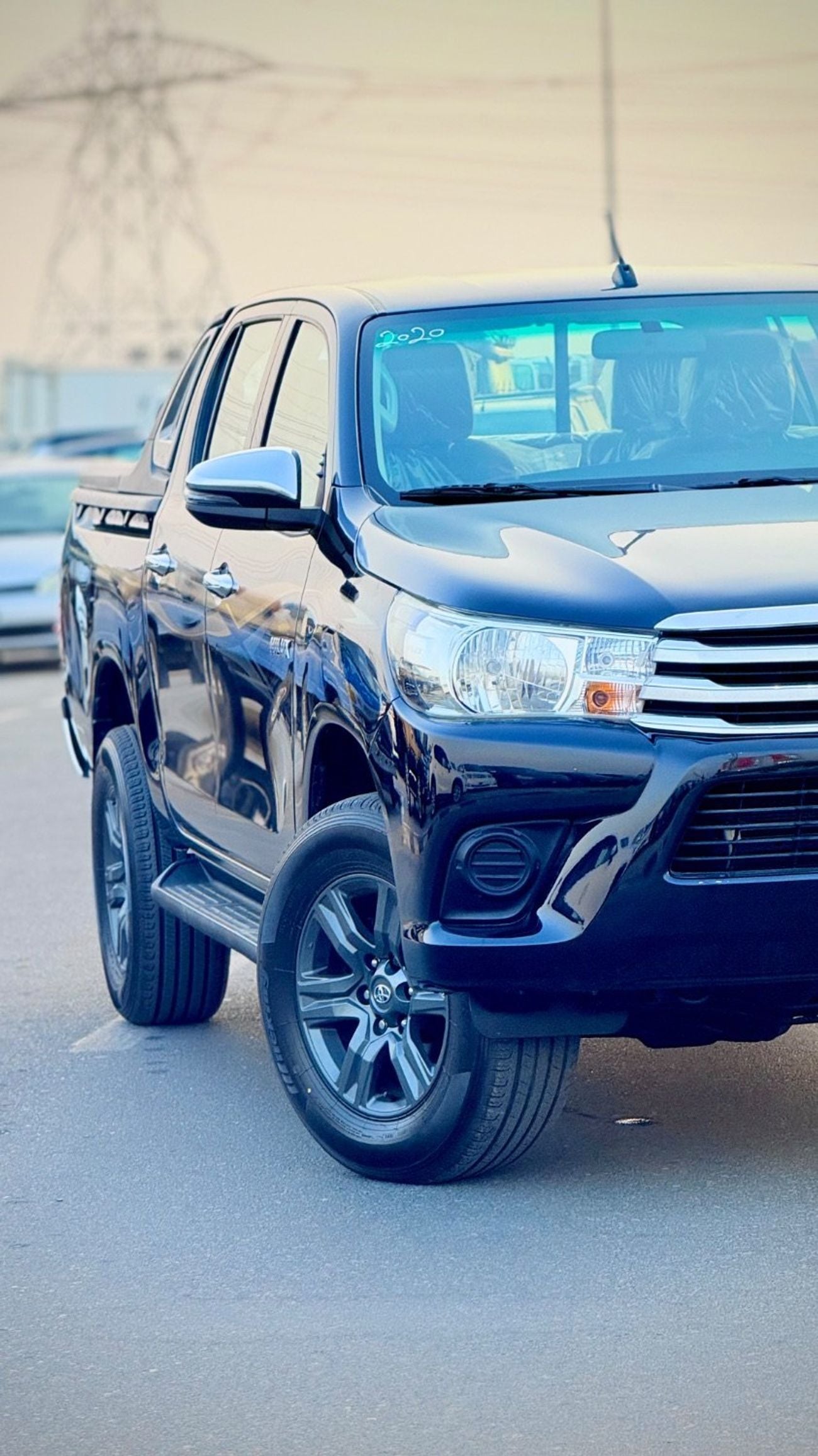تويوتا هيلوكس DLS GLX 2.7L Double Cab Utility A/T 2020 GLX FULL OPTION 2.7 ENGINE 4 CYLINDER AUTOMATIC TRANSMISSIO
