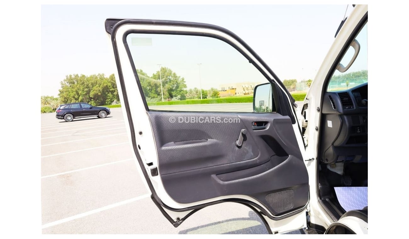 Toyota Hiace High Roof Chiller Van | Excellent Condition | GCC Specs