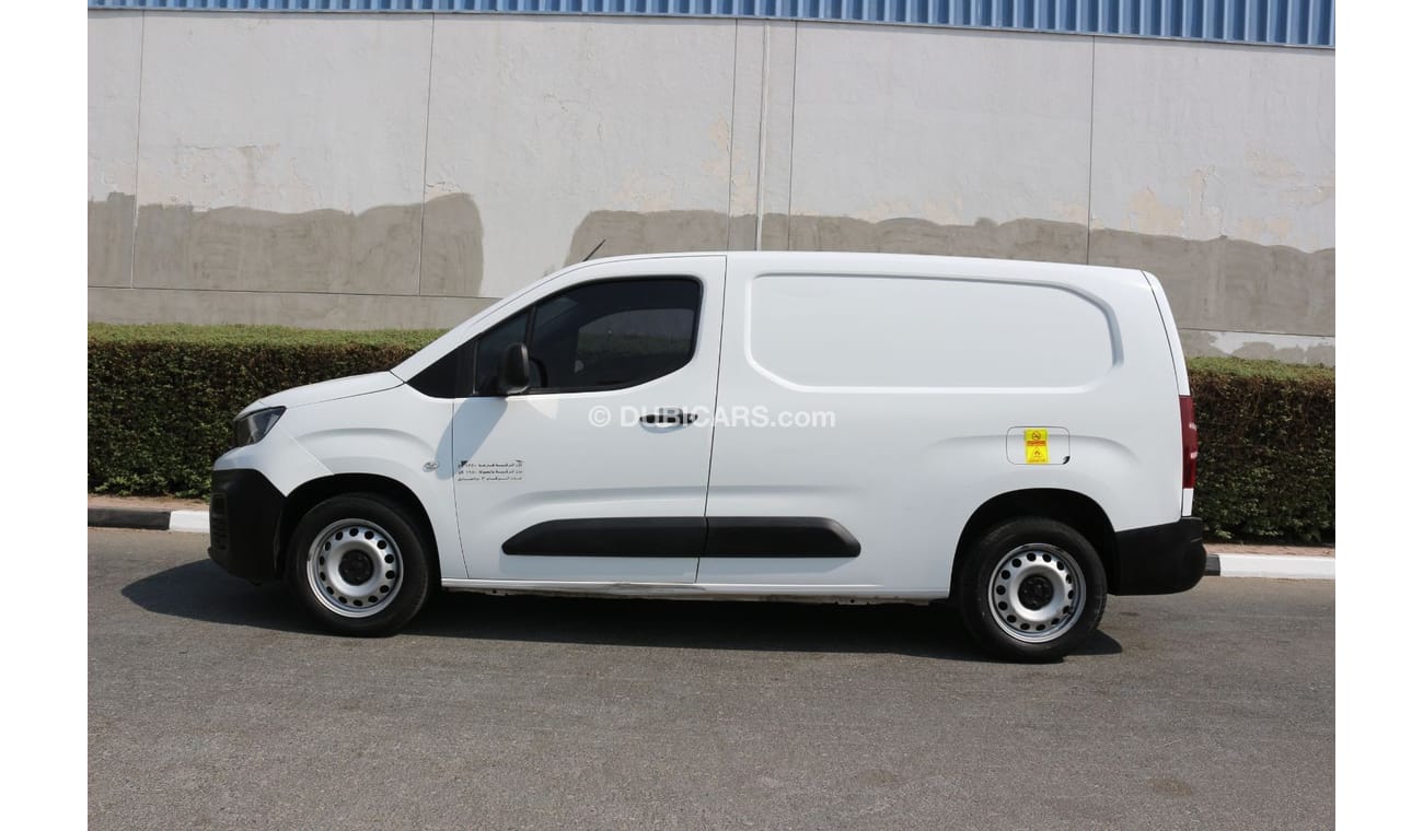 Peugeot Partner Long Peugeot Partner delivery van  model 2022  under warranty