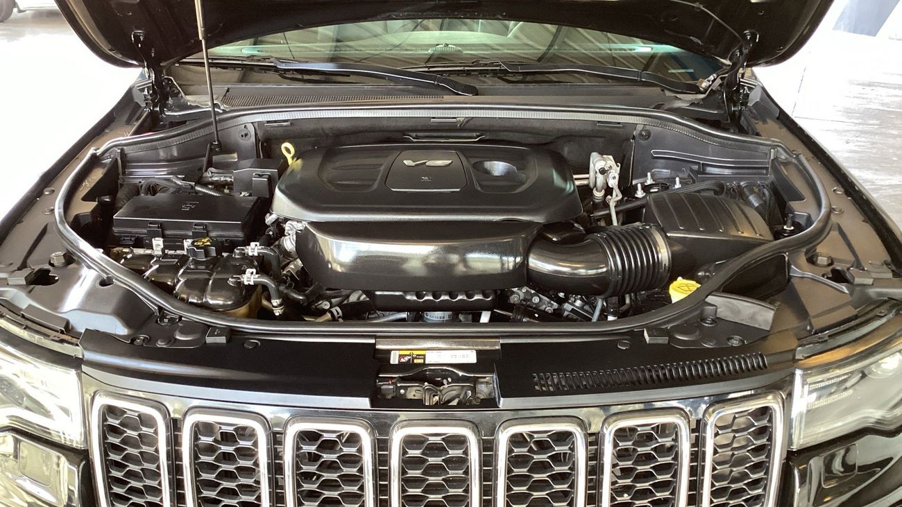 جيب جراند شيروكي 3.6 LIMITED 4WD AUTO | شامل الضمان | 0 ﺪﻔﻋﺓ ﺃﻮﻟﻯ