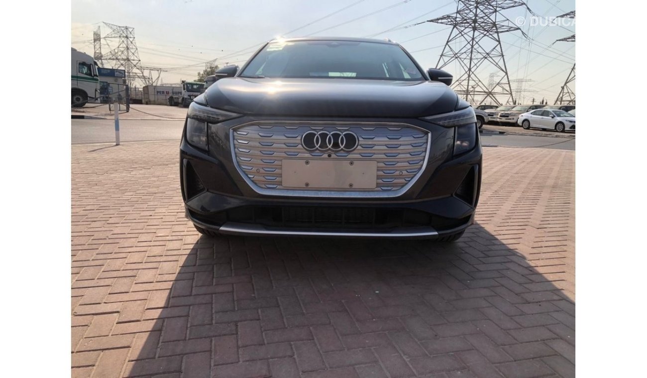 أودي اي-ترون AUDI_Q5_E TRON 2022