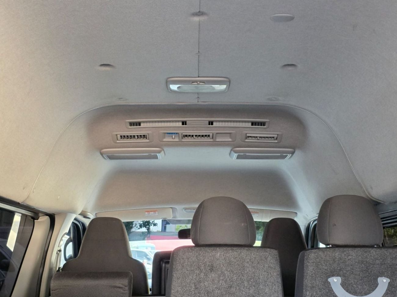 Toyota Hiace 8 SEATER | 2.0 PETROL ENGINE | RHD | AT