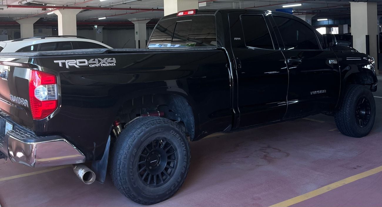 Toyota Tundra STD (NON GCC)