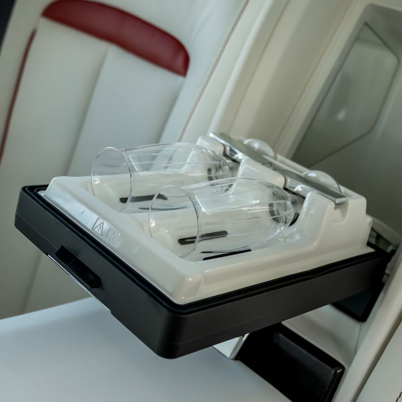 Rolls-Royce Cullinan 2025 ROLLS ROYCE CULLINAN BLACK BADGE ( BRAND NEW )