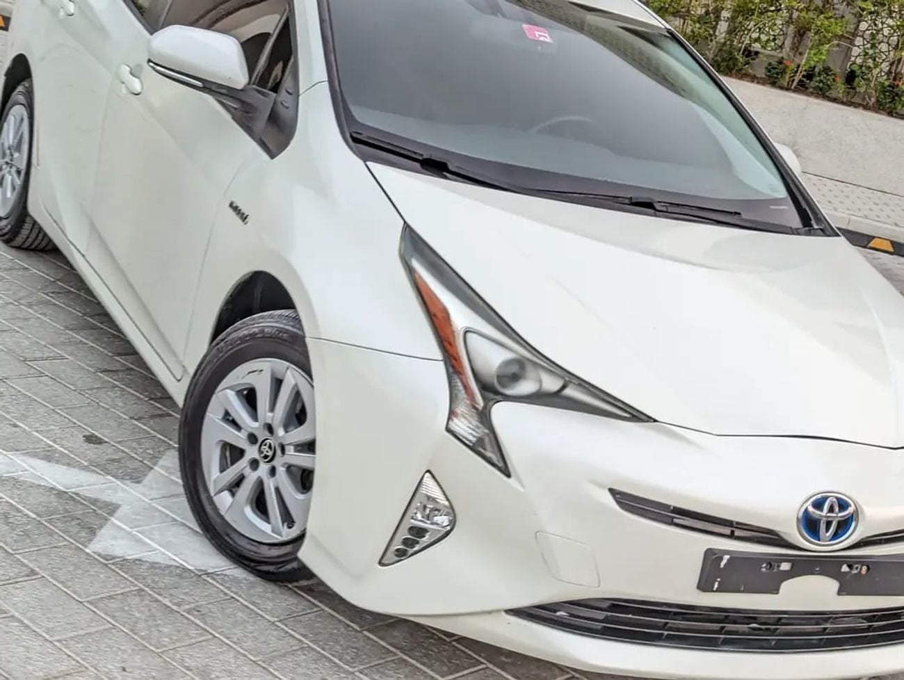 تويوتا برياس Iconic - GCC Specs Full Option With Navigation and Leather Seats