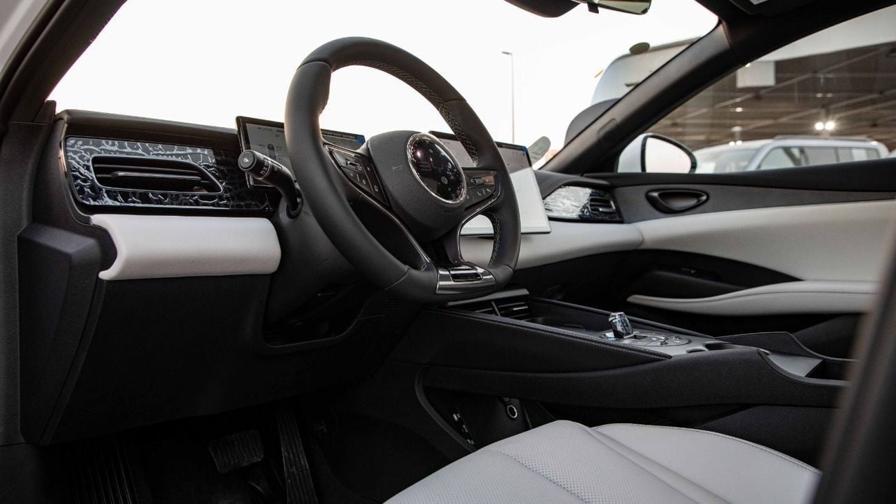 BYD Seal 06 DM-i 80KM PREMIUM EDITION | 2025 | Ready Stock Limited QTY | For Local Registration +10%