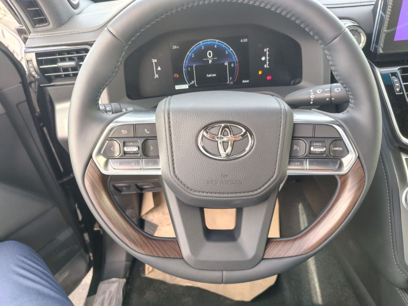 Toyota Land Cruiser GXR