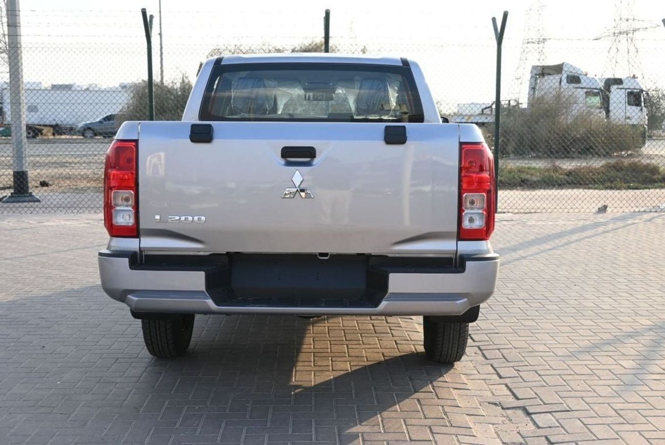 ميتسوبيشي L200 2026 Mitsubishi L200 GL 2.4L 4WD DC MT Petrol (Silver)