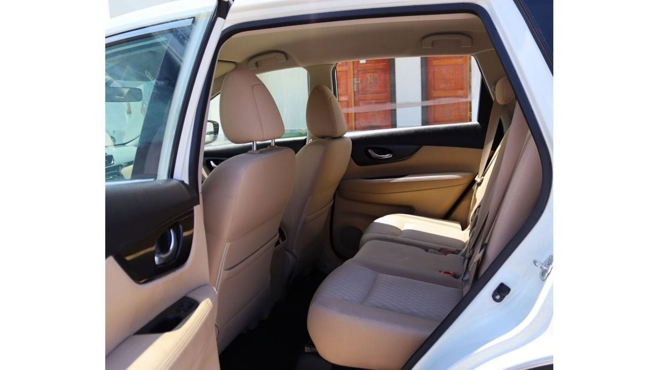 نيسان إكس تريل 2019 نيسان إكس تريل إس (T32)، سيارات الدفع الرباعي 5dr، 2.5 لتر 4 سلندر بنزين، أوتوماتيكي، دفع أمامي