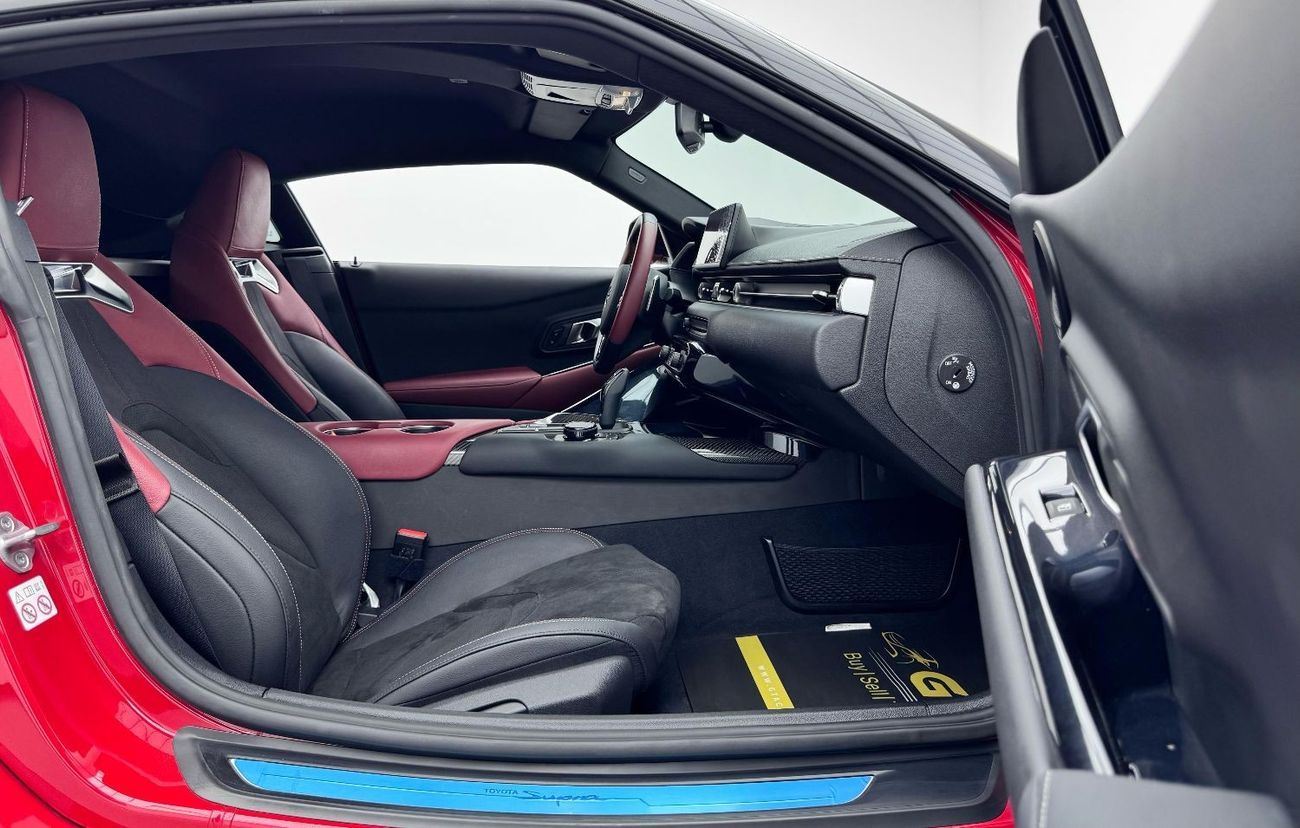 Toyota Supra GR 3.0L 2023 Toyota Supra GR, 2026 Toyota Warranty + Service Pack, Very Low Kms, GCC