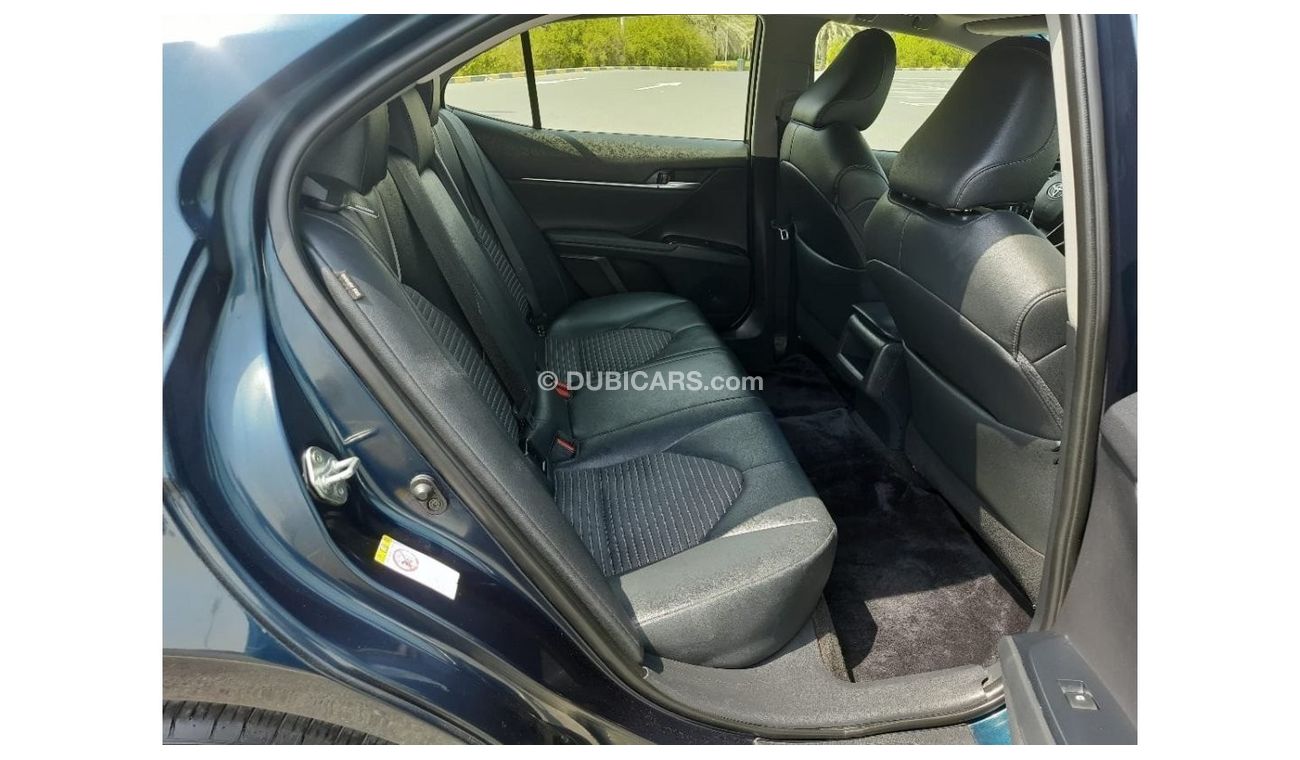 تويوتا كامري SE