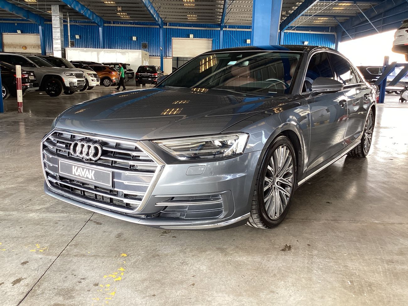 أودي A8 L 55 TFSI quattro Business Edition | National Day Celebration | شامل الضمان | 0 ﺪﻔﻋﺓ ﺃﻮﻟﻯ