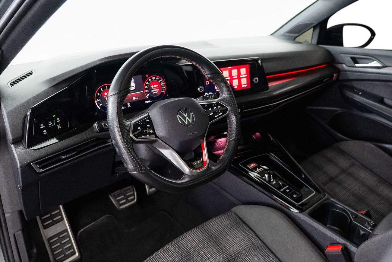 Volkswagen Golf GTI