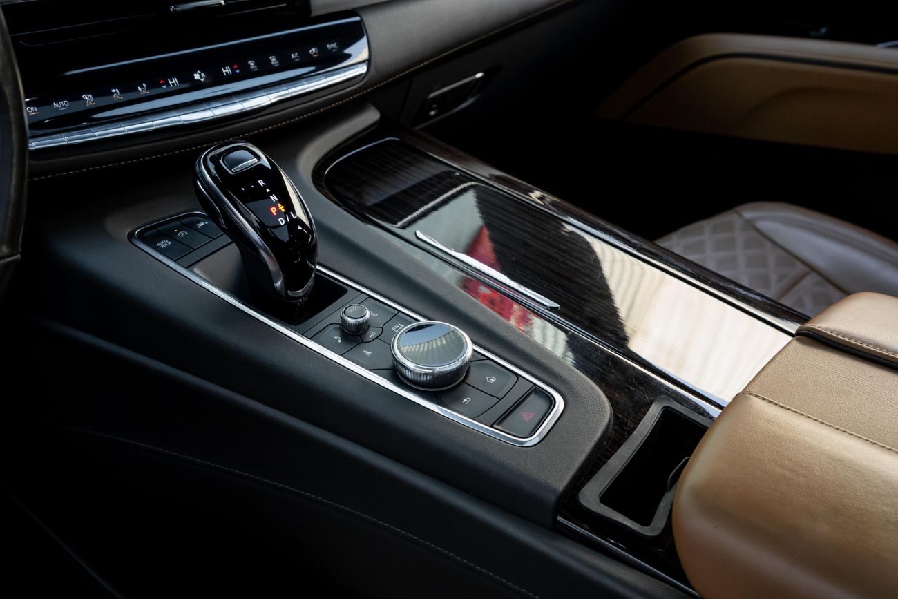 Cadillac Escalade Escalade | 5,778 P.M | 0% Downpayment | Sport | Cadillac Warranty + Service!