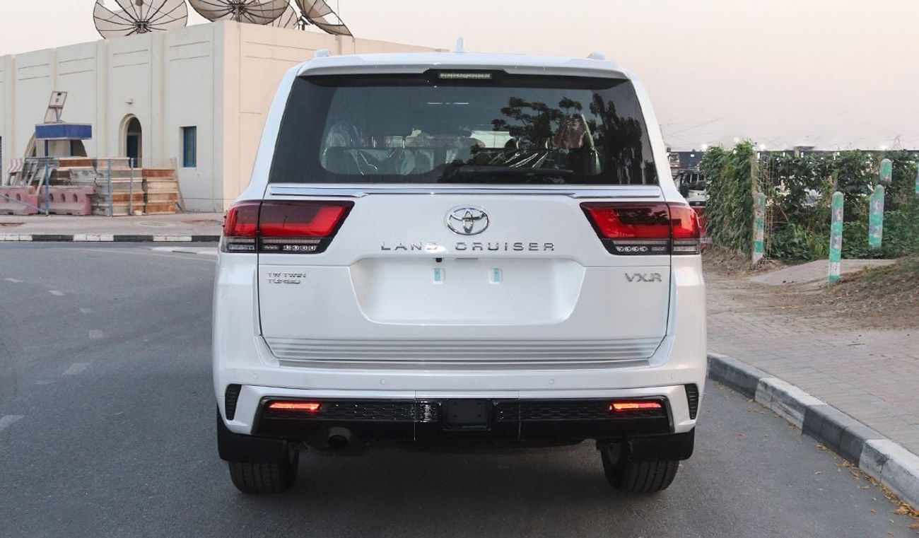 Toyota Land Cruiser 2025 Model Toyota Land Cruiser (LC300) VXR, 3.3L Turbo Diesel 4WD 10A/T