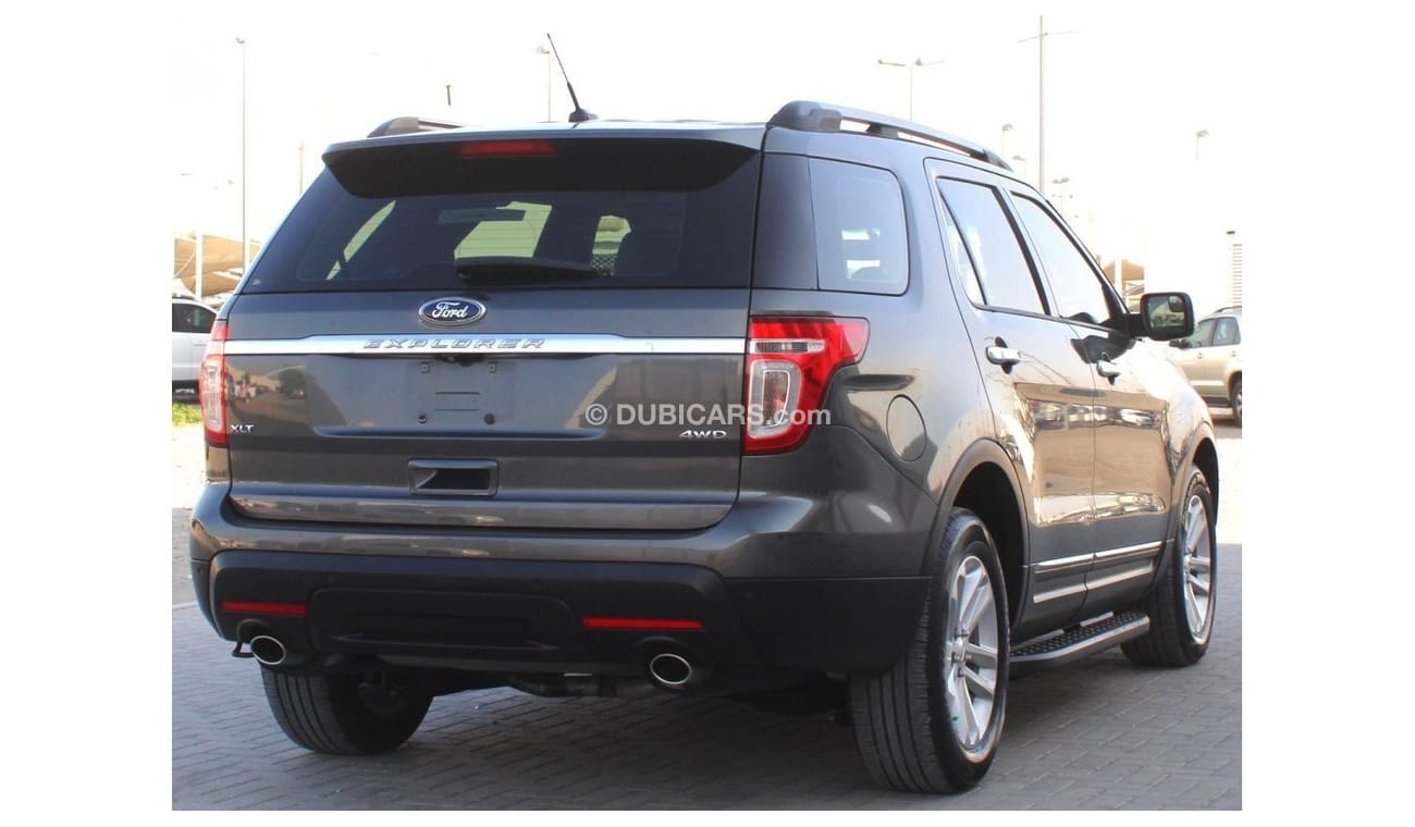 فورد إكسبلورر XLT فورد اكسبلورر 2015 فل ابشن خليجي بحالة ممتازة بدون حوادث صبغ وكالة