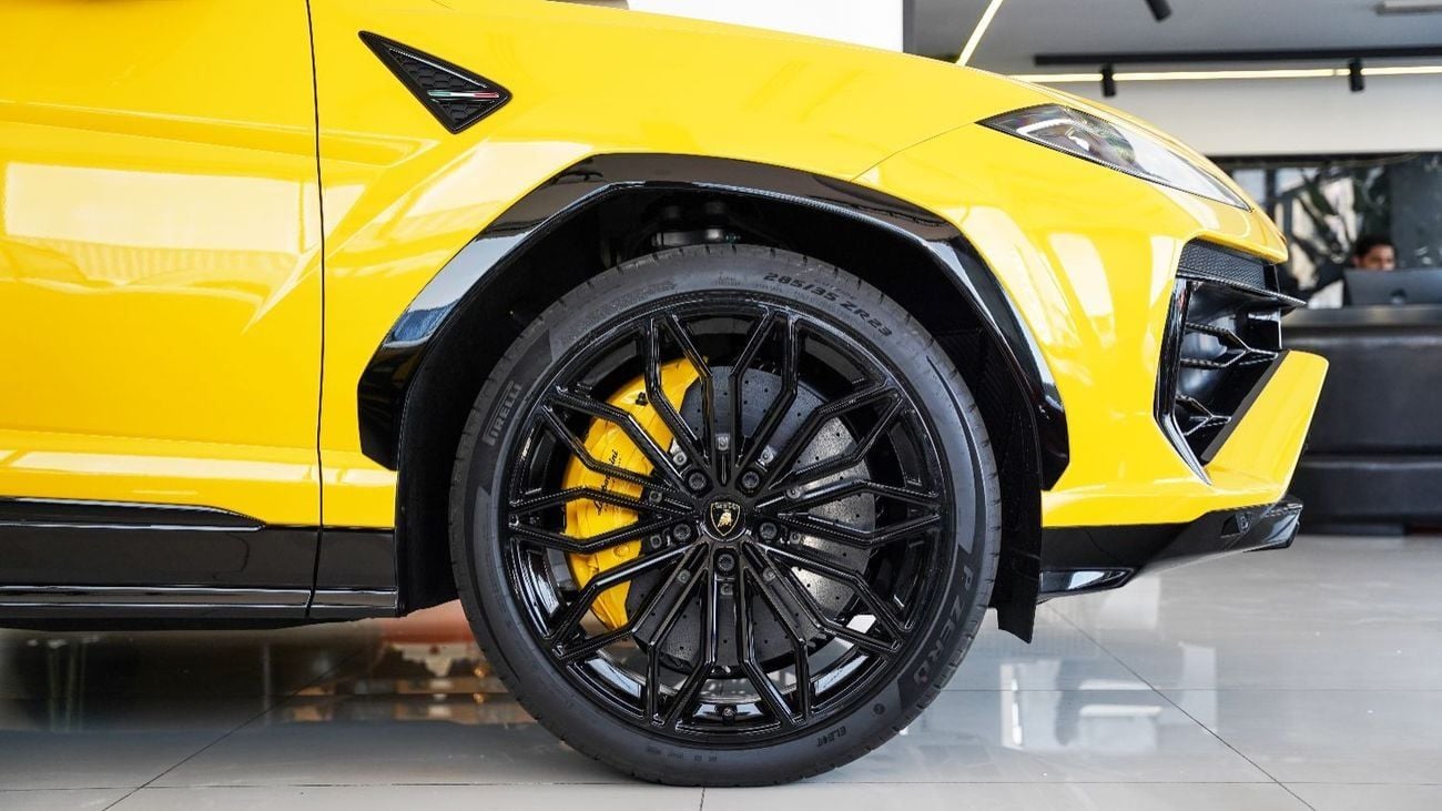 Lamborghini Urus Lamborghini Urus SE - Hybrid - 2025 (Warranty Available)