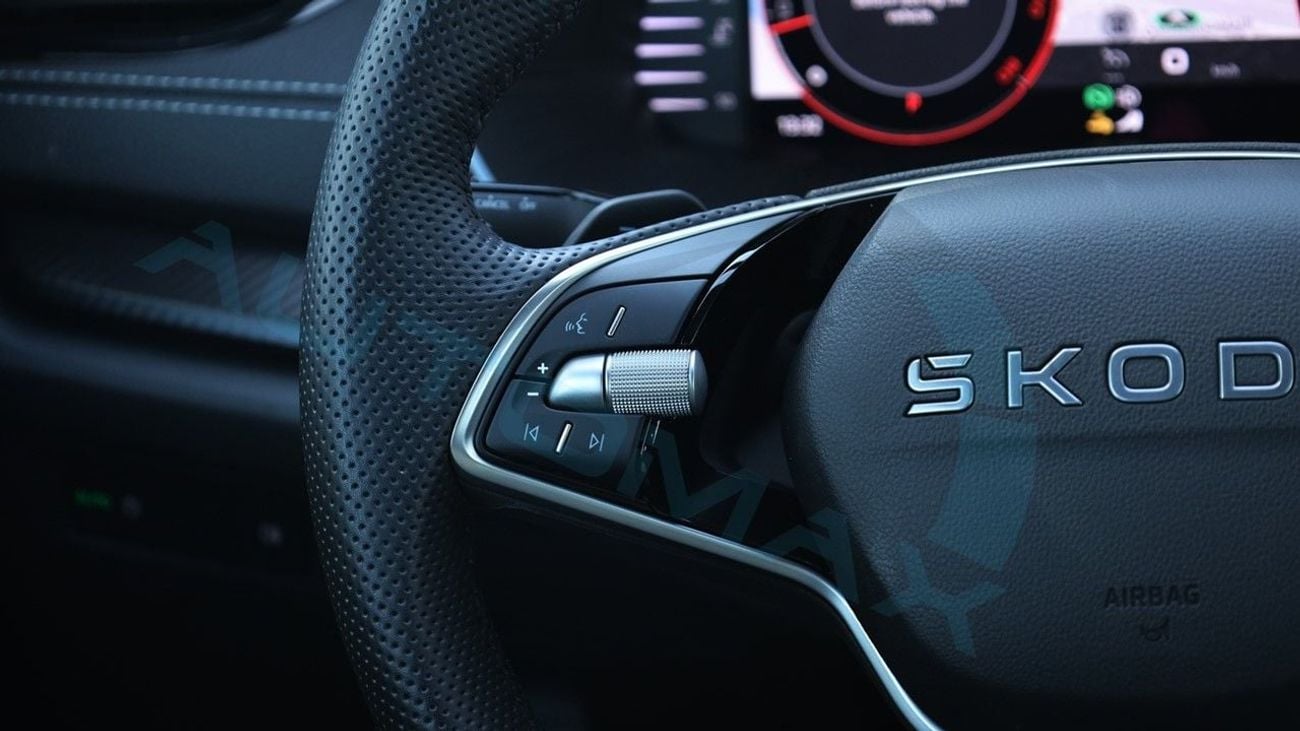 سكودا أوكتافيا (For Export , НА ЭКСПОРТ) Sportline 1.4T FWD 2025 GCC Без пробега