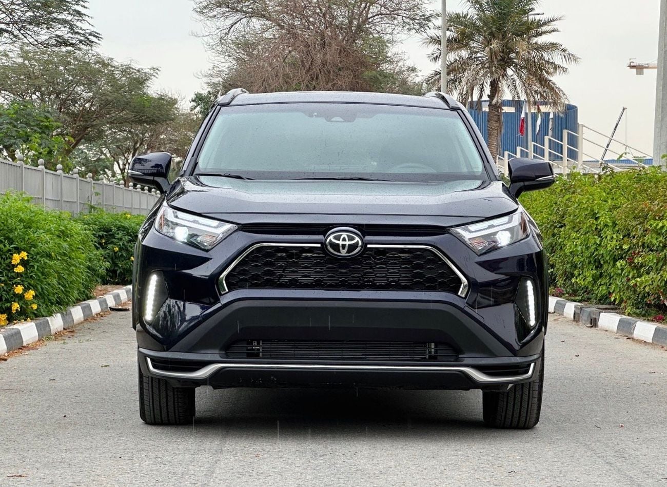 تويوتا راف ٤ XLE AWD Full Option