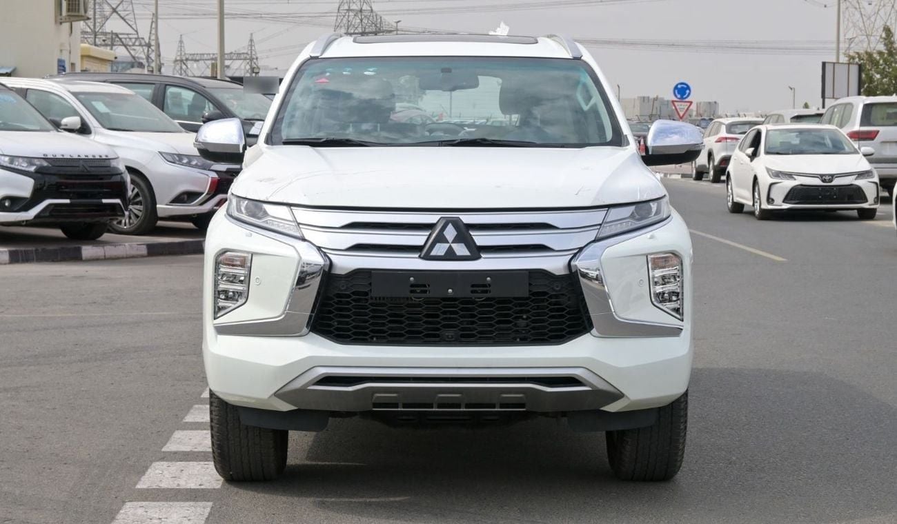 ميتسوبيشي مونتيرو سبورت Brand New Mitsubishi Montero Sport 2023 Export 3.0L A/T 4WD Petrol|White/Beige|