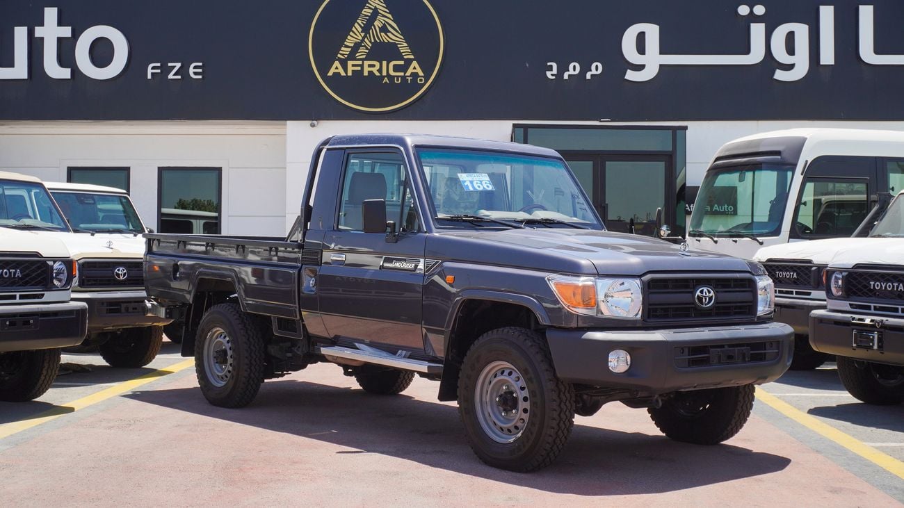 Toyota Land Cruiser Pick Up 4.0L V6 Single Cabin M/T