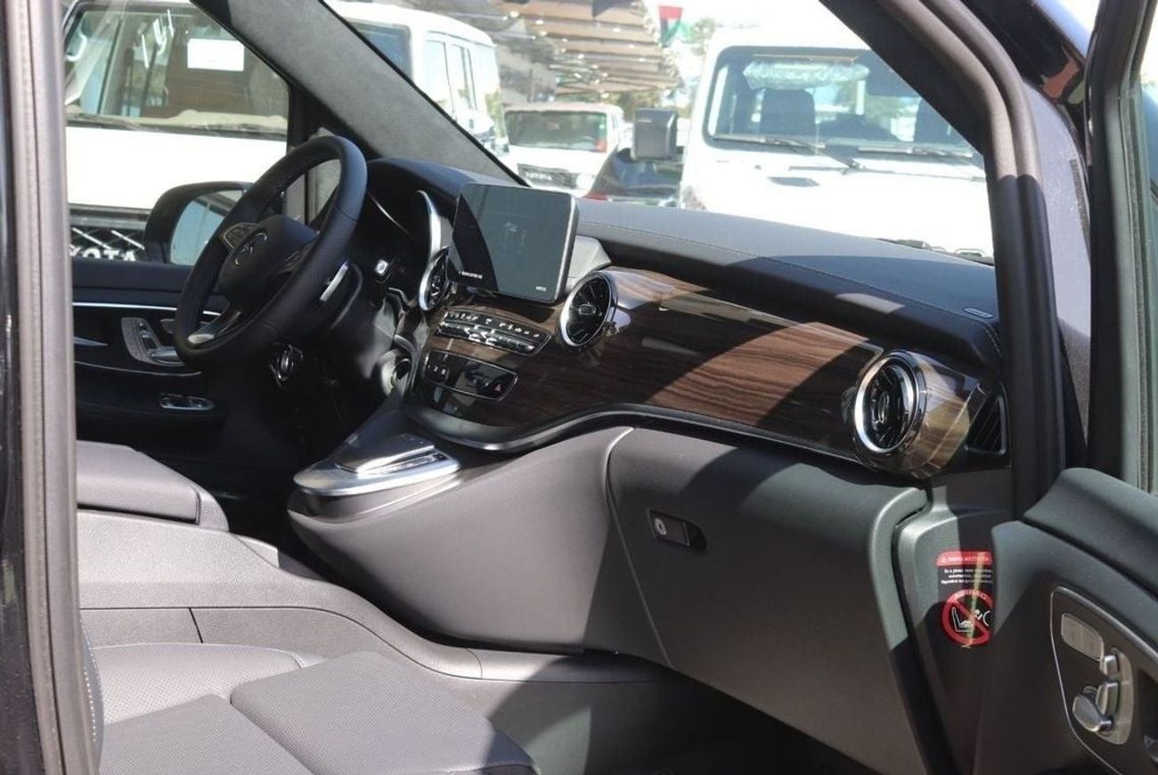 مرسيدس بنز V 300 Mercedes-Benz V300d Diesel 4Matic Exclusive, Long  2023