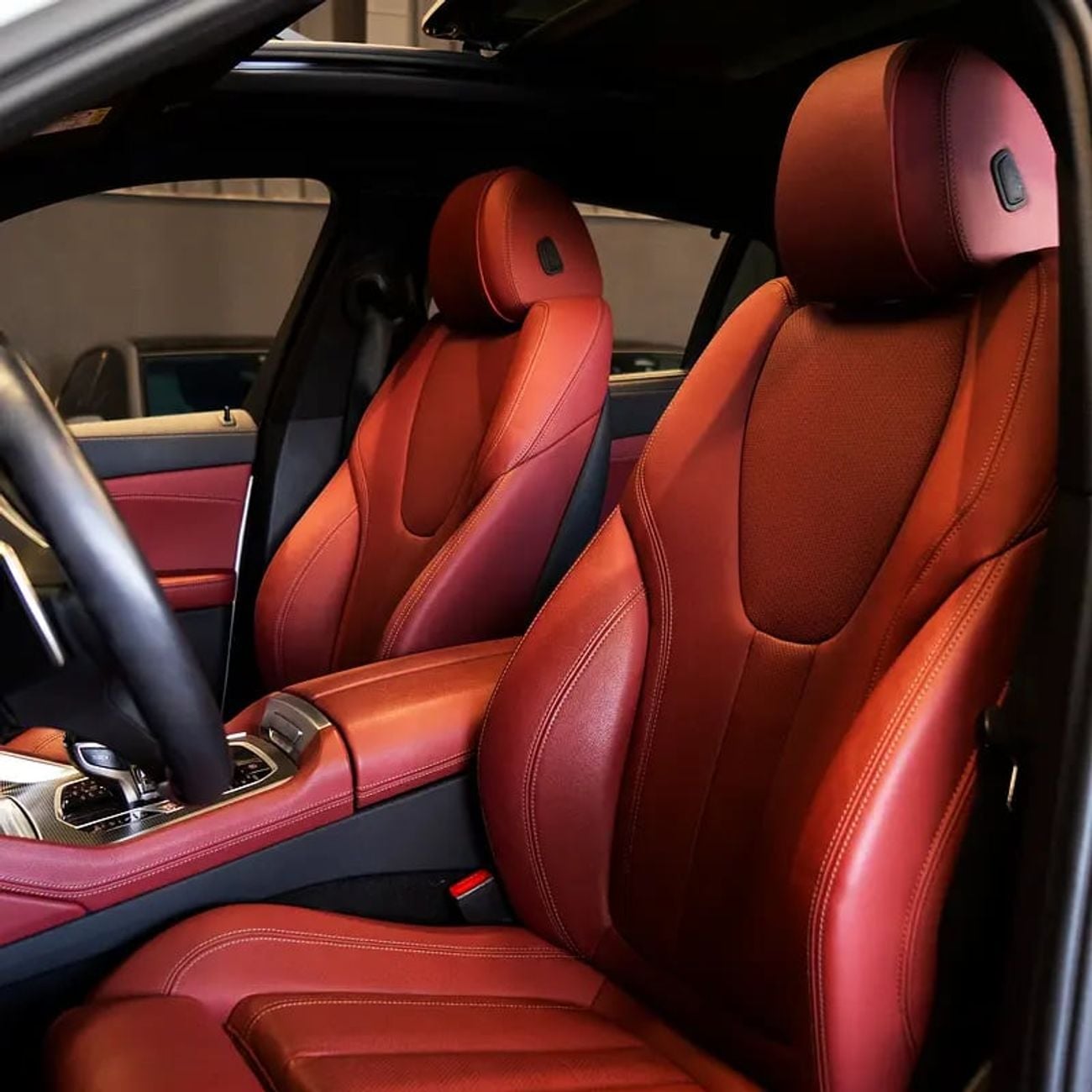 بي أم دبليو X6 4,503 pm • 0% Downpayment • xDrive40i M Sport • Agency Warranty and Service Package