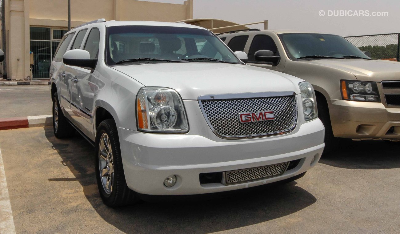 GMC Yukon Denali XL