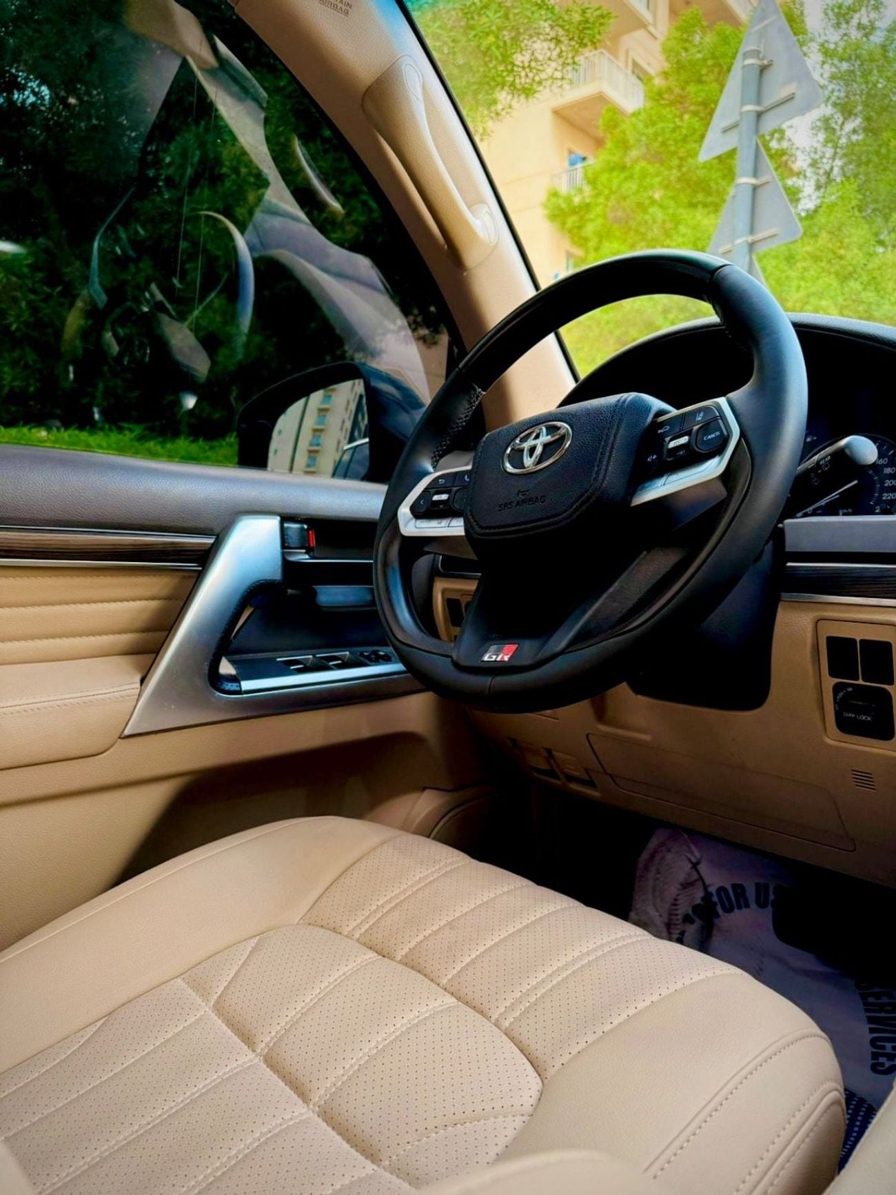 Toyota Land Cruiser GXR + 4.0L Engine Full Option
