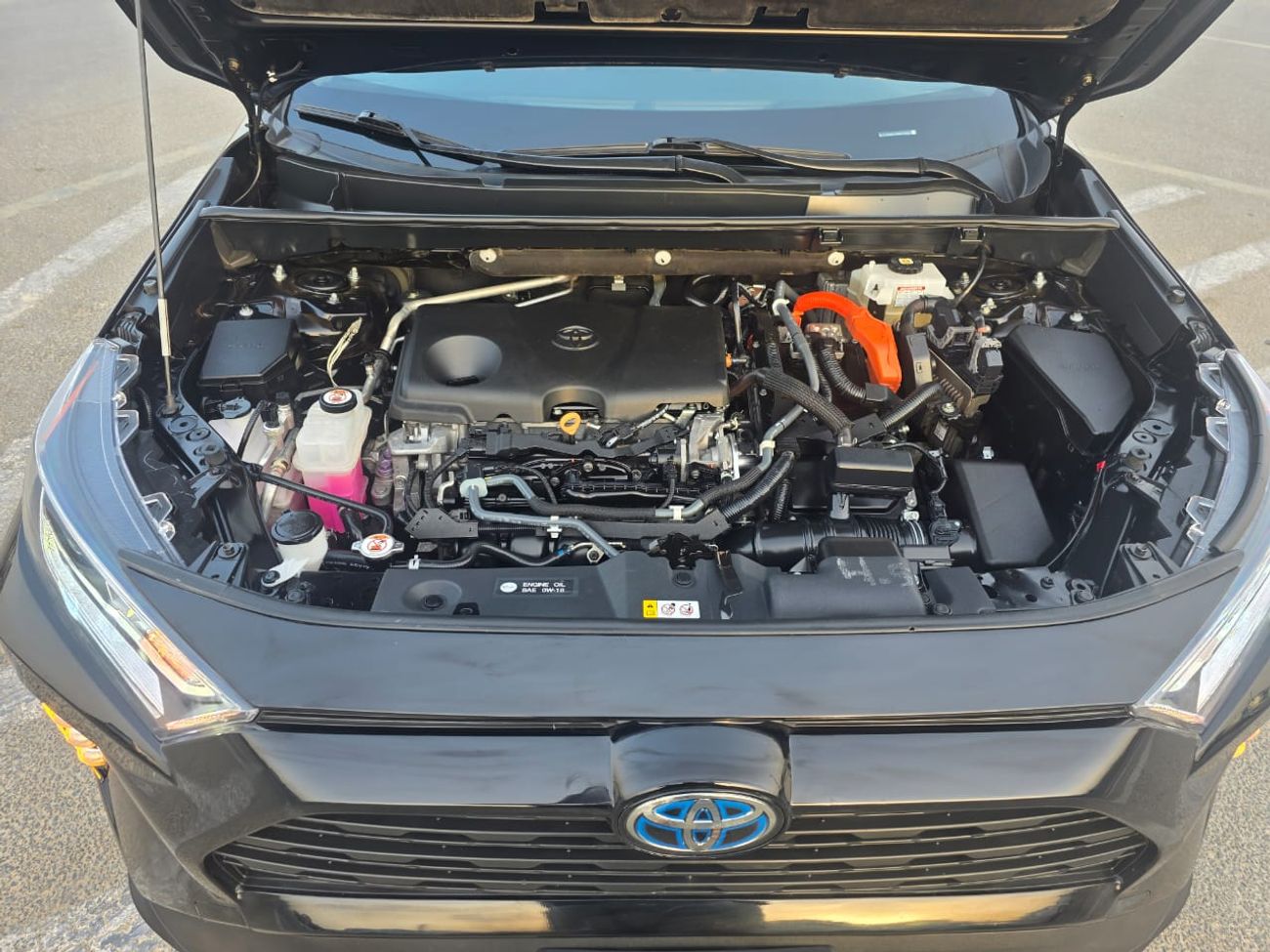 تويوتا راف ٤ 2.5L XLE Hybrid