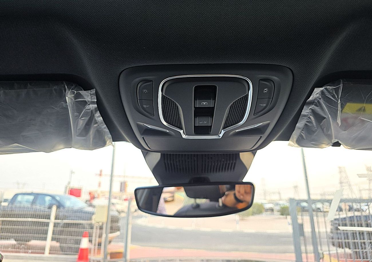 MG One MG One 1.5 LUX SUV FWD 5Doors Black Color 2024