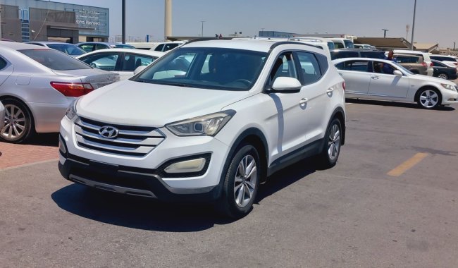 Hyundai Santa Fe GLS HYUNDAI SENTAFE 2017 GCC SPACE FULL OPTION VERY CLEAN CAR NO ACCIDENT