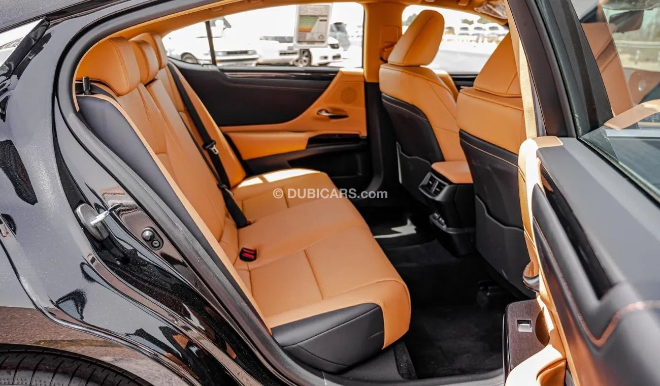 لكزس ES 250 17" ALLOY, 10 SPEAKER PIONEER, 8" TOUCH DISPLAY, SUNROOF, REAR CAM, LEATHER SEATS