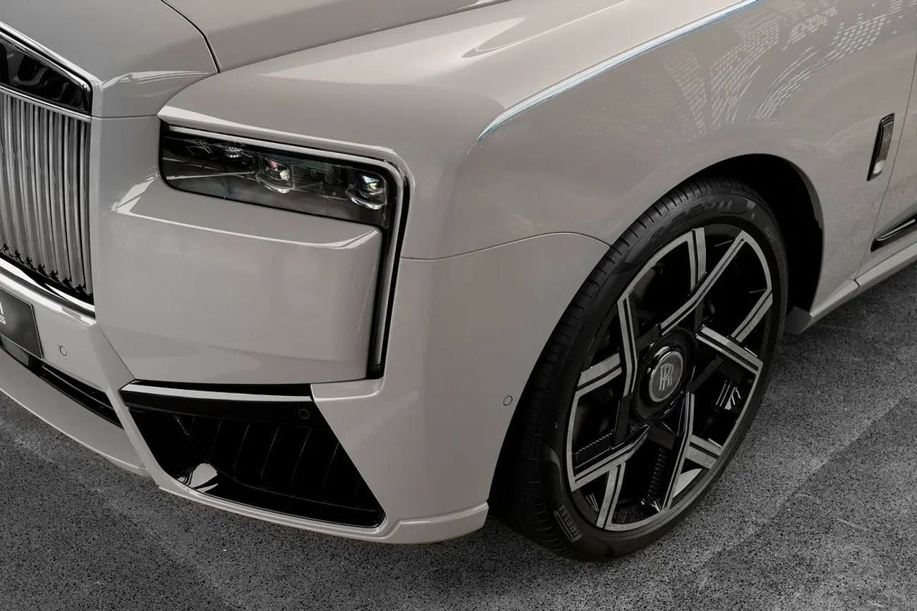 رولز رويس كولينان BLACK BADGE