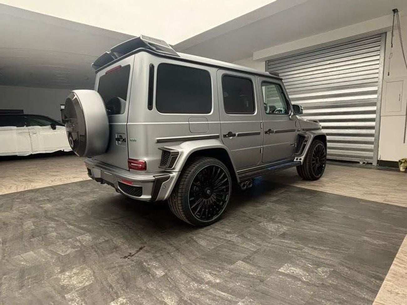 Mercedes Benz Brabus 4.0 G63 V8 BiTurbo MHEV AMG MANUFAKTUR Edition SpdS+9GT 4WD Euro 6 (s/s) 5dr ( EXPORT ONLY) Right Ha