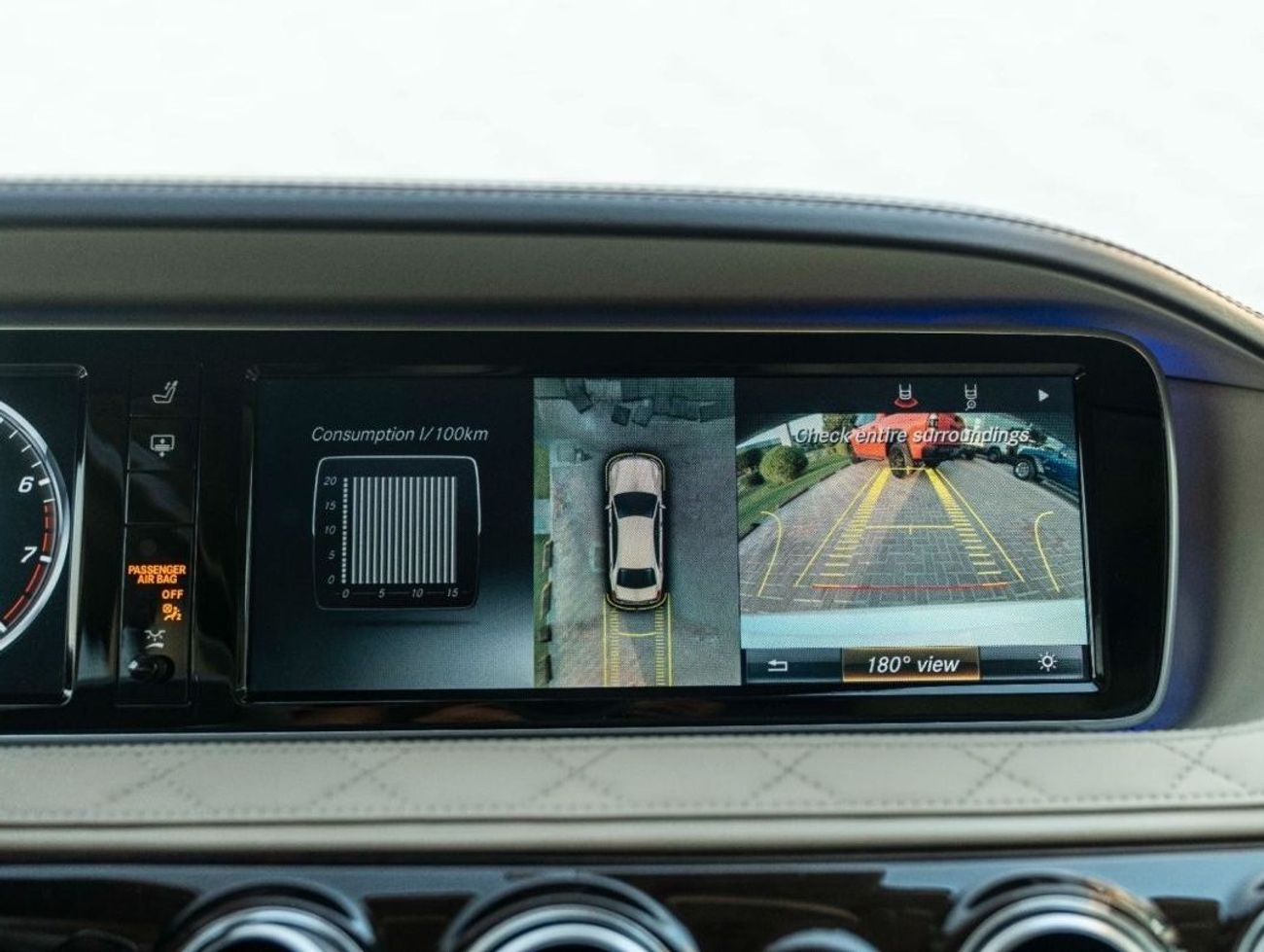 Mercedes Maybach S600 Maybach CASH OFFER!! MAYBACH 600 • EXTREMELY LOW KMS • 6.0L TURBOCHARGED V12 • GCC SPEC • PRISTINE CONDITION