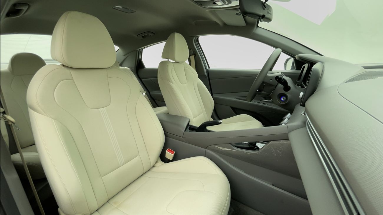 Hyundai Elantra SMART 1.6 | Zero Down Payment | Home Test Drive