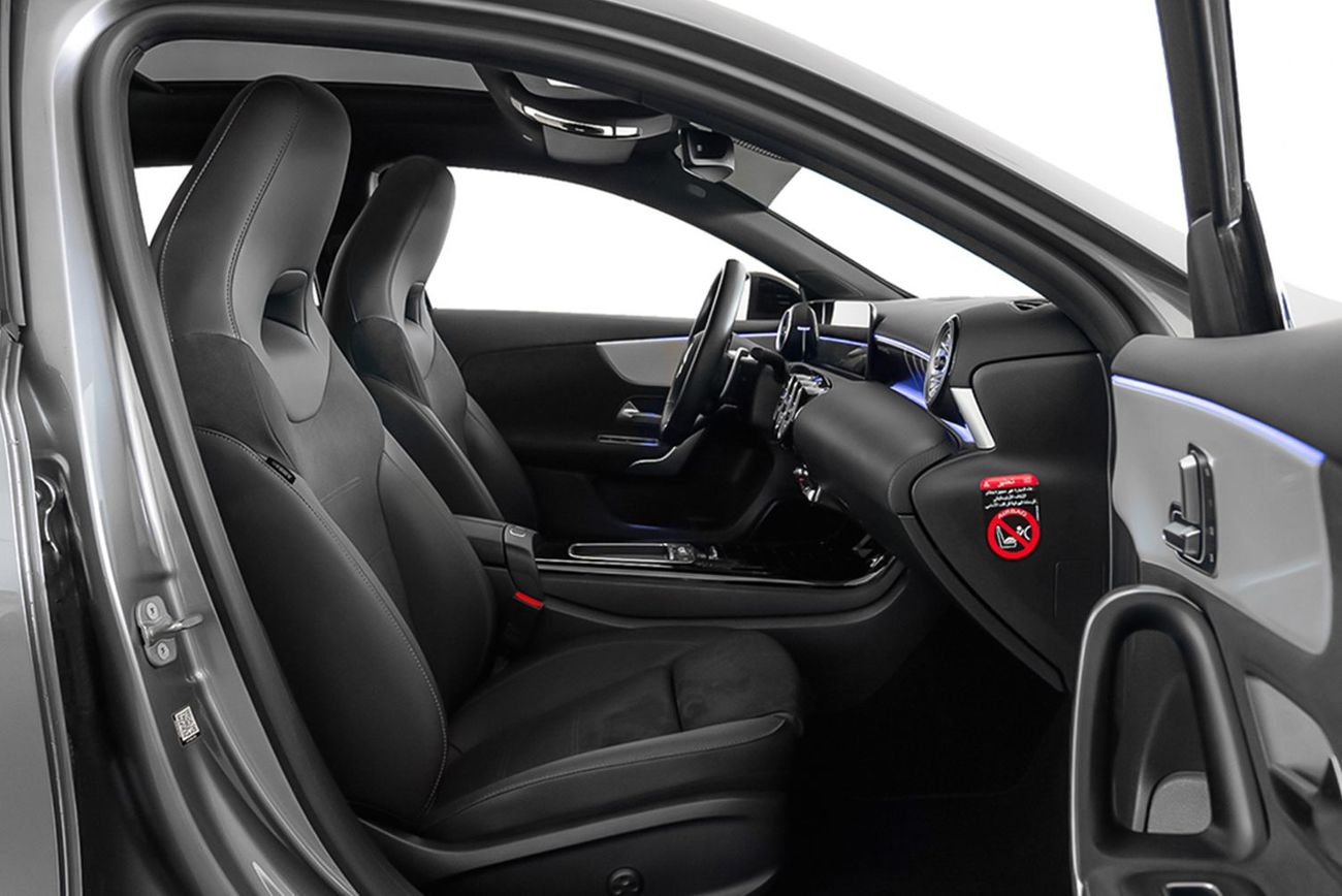 مرسيدس بنز A 35 AMG 4MATIC Hatchback