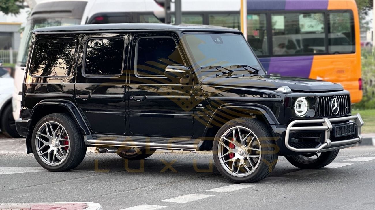 Mercedes Benz G63 AMG MANUFAKTUR EXCLUSIVE PLUS Mercedes-Benz G-Class 2021 G 63 AMG GCC Specs ORIGINAL PAINT