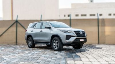 تويوتا فورتونر 2026 Toyota Fortuner GX 2.7 AT Petrol (Silver-Tan) RWD