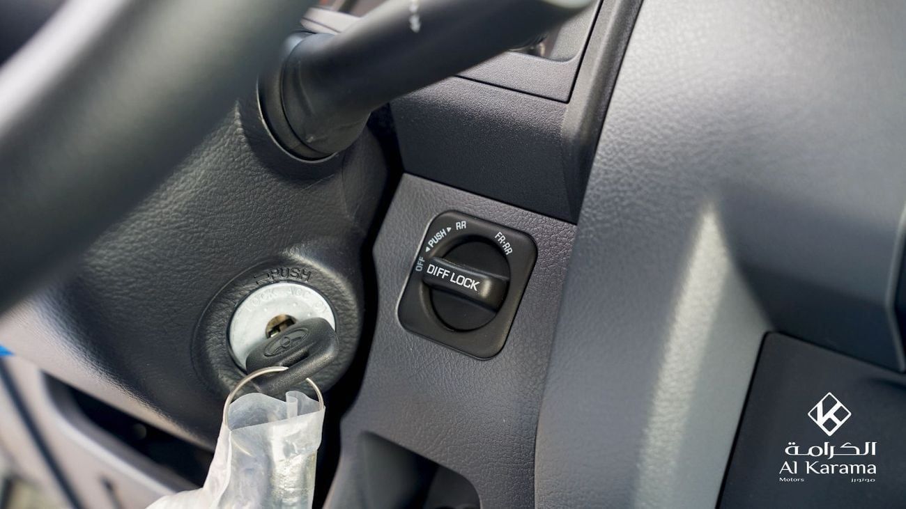 Toyota Land Cruiser 70 4.2L Diesel Engine | Manual 4x4 Transmission | Diff Lock | 5 Door | 9+ Seating