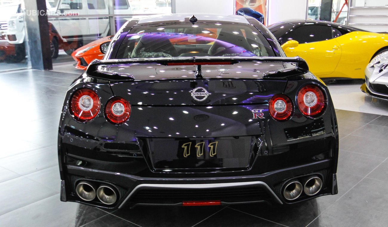 Nissan GT-R