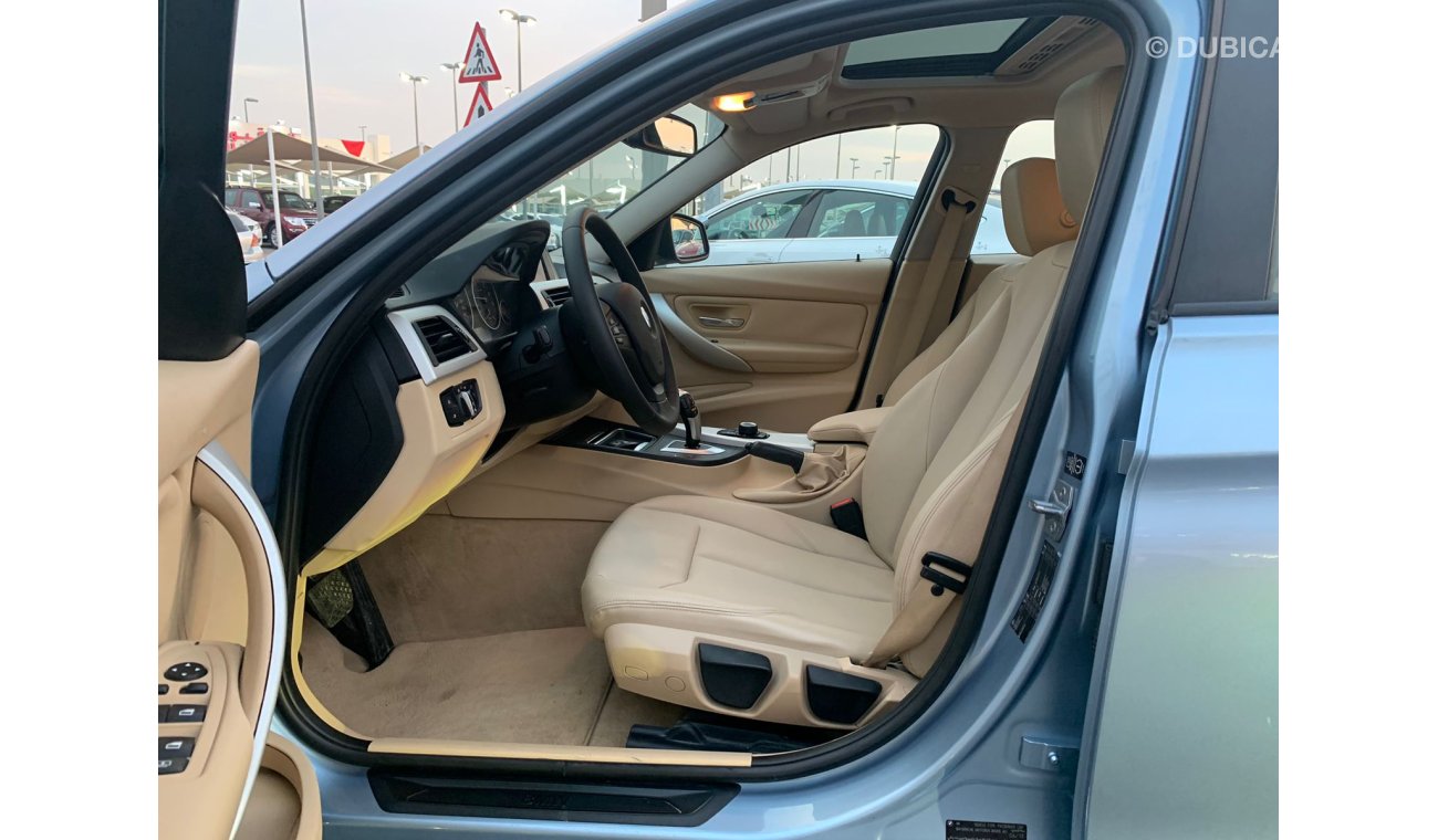 BMW 320i BMW I 320_Gcc_2014_Excellent_Condition _Full option