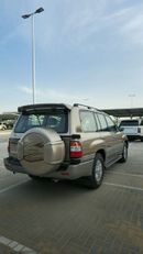 تويوتا لاند كروزر GXR GCC only 30900 KM