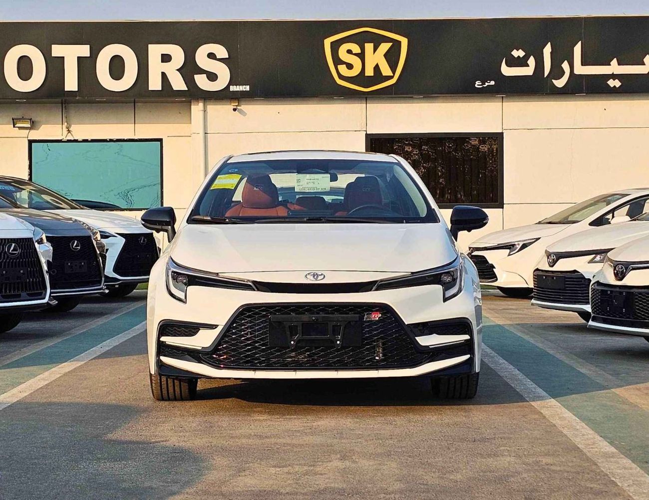 تويوتا ليفين GR SPORTS HYBRID / 1.8L V4 / 360*CAMERA / LEATHER SEATS / SUNROOF (CODE # TLHGR)