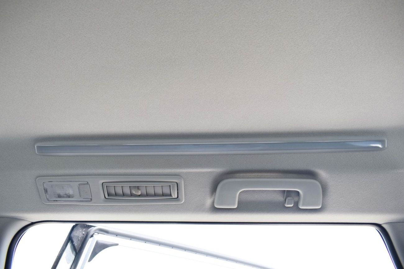 Toyota Innova TOYOTA INNOVA 2.0L HyCross 7S Hybrid-2025