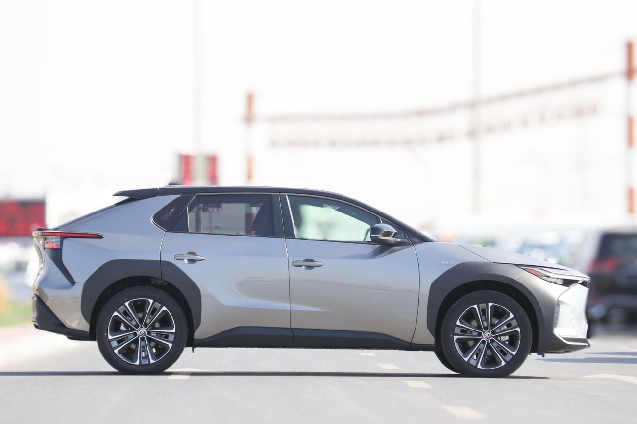 Toyota bZ4X TOYOTA BZ4X 2025 | BEST EXPORT PRICE |